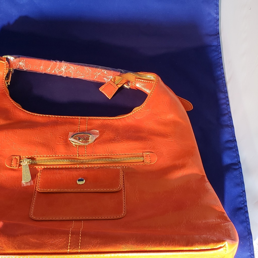Dida New York Hobo Handbag - Picture 3 of 5